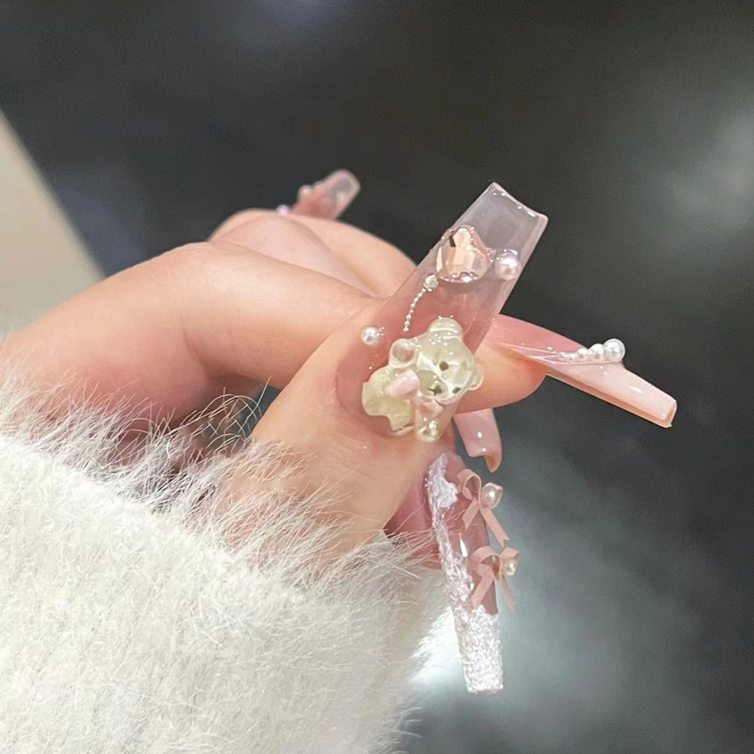 Artisan Floral Embellished Press-On Nail Set Kalsten