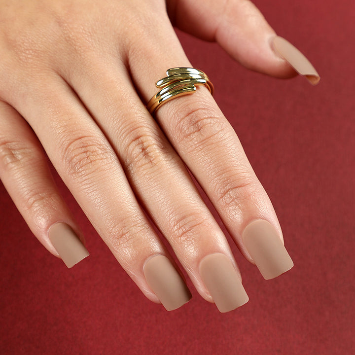 Artificial nails in elegant matte finish Kalsten