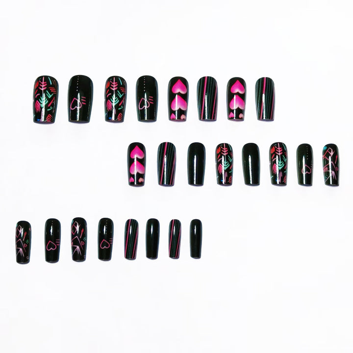 Creative artificial nails with modern graphic designs Kalsten