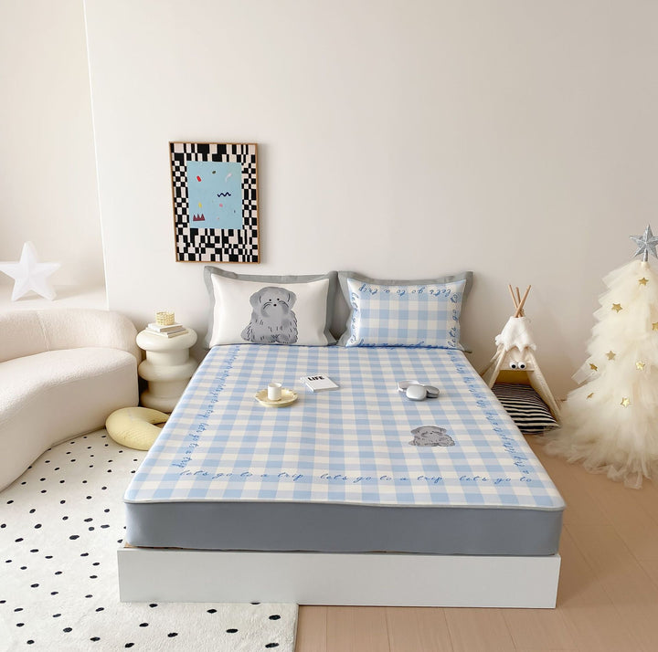 Fitted sheet set with pillowcases