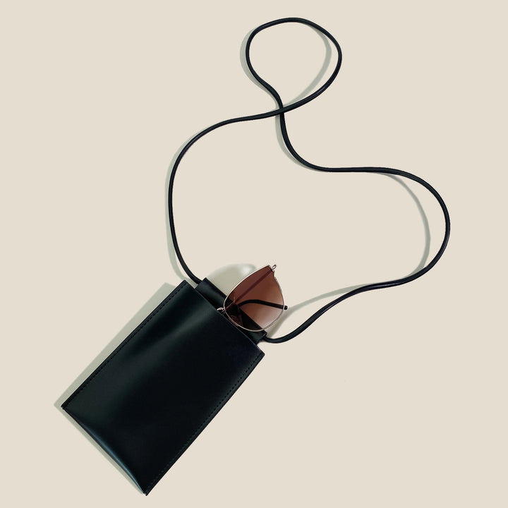 Minimalist Leather Phone Holder Kalsten
