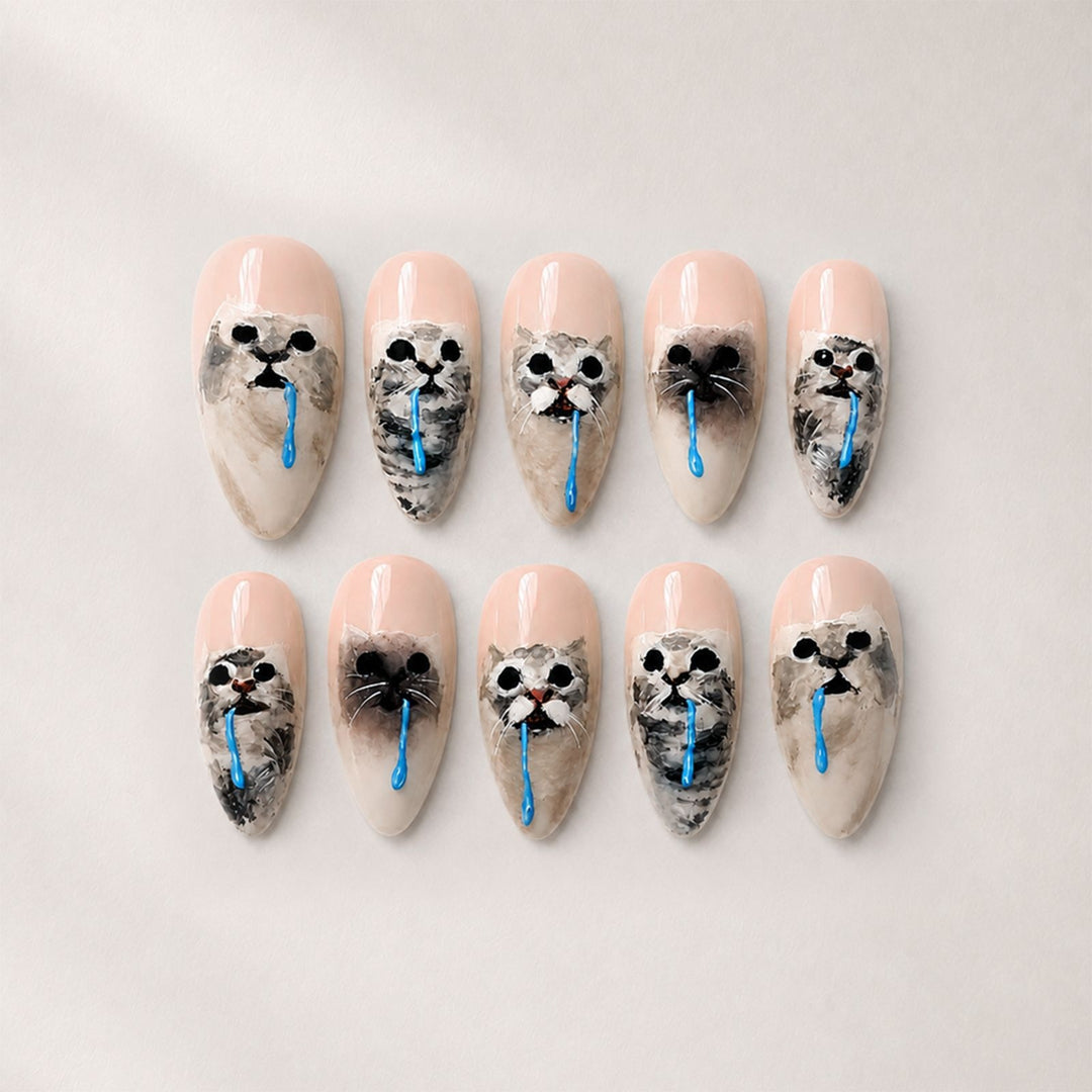 Nail set with elegant floral motifs and plotted designs Kalsten
