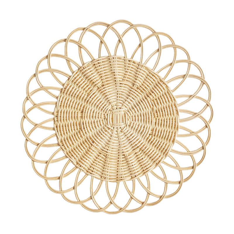 Decorative coaster made of woven rattan Kalsten