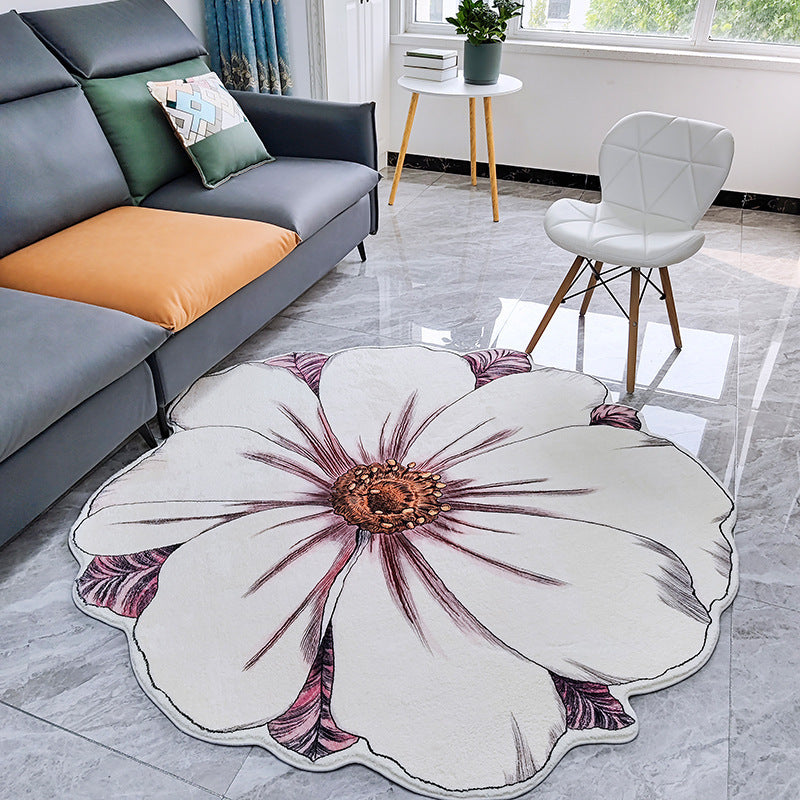 Floral-Shaped Area Rug Kalsten