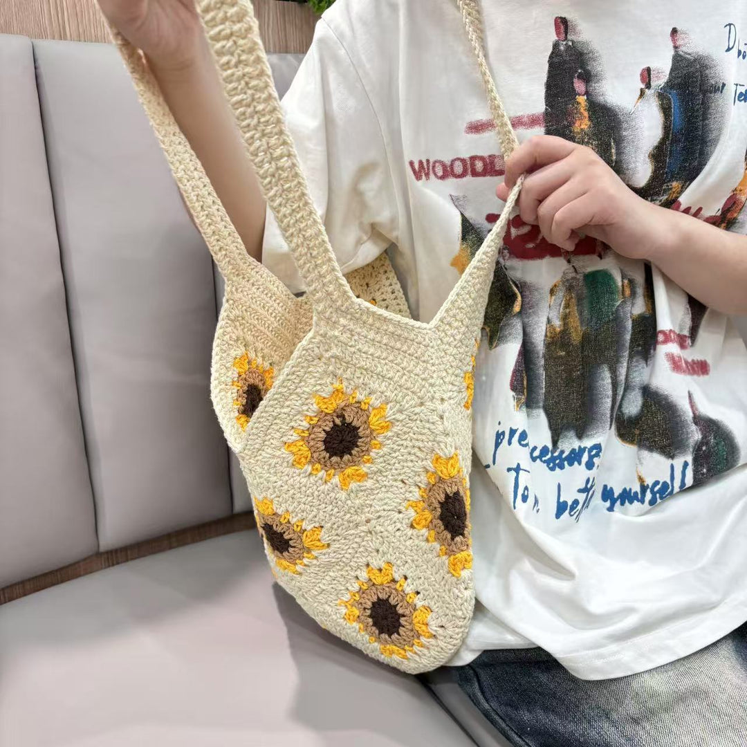 Handmade macrame bag with sunflower pattern Kalsten