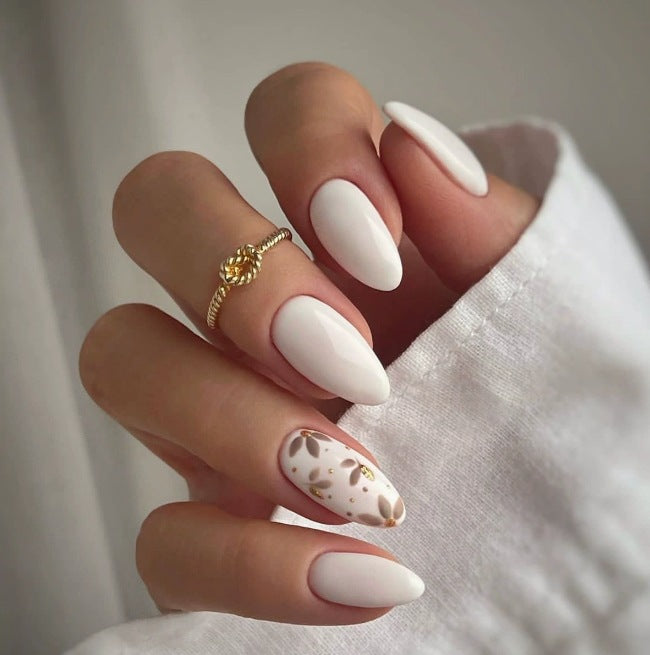 Elegant Almond Shaped Nail Art Kalsten
