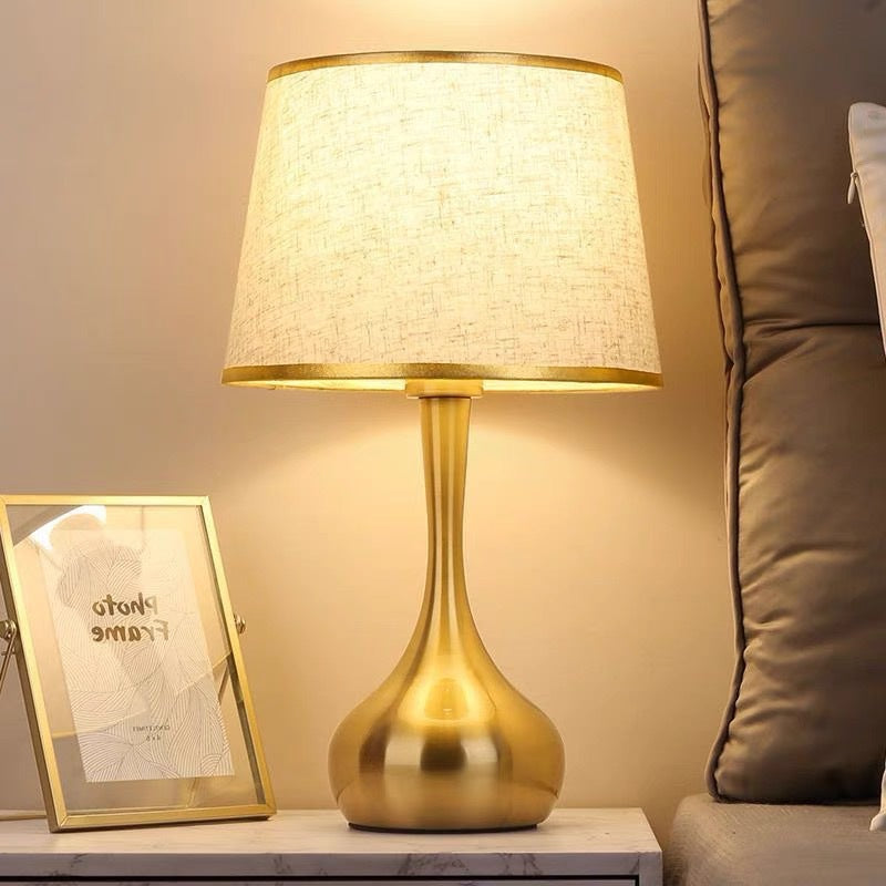 Elegant Gold Accent Table Lamp