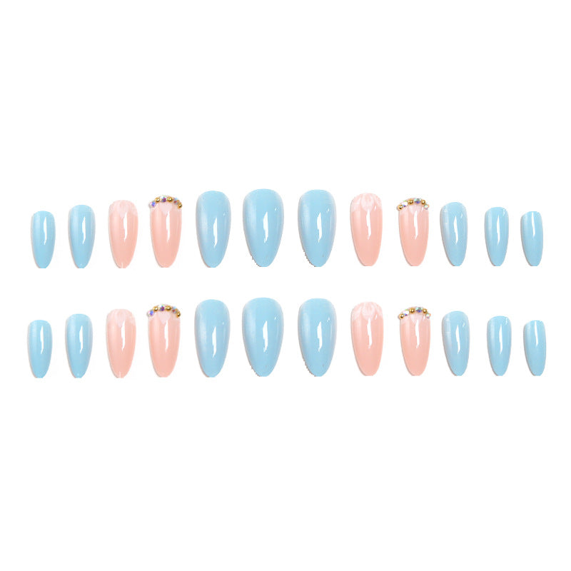 Artificial nails with elegant leaf patterns and rhinestone embellishments Kalsten