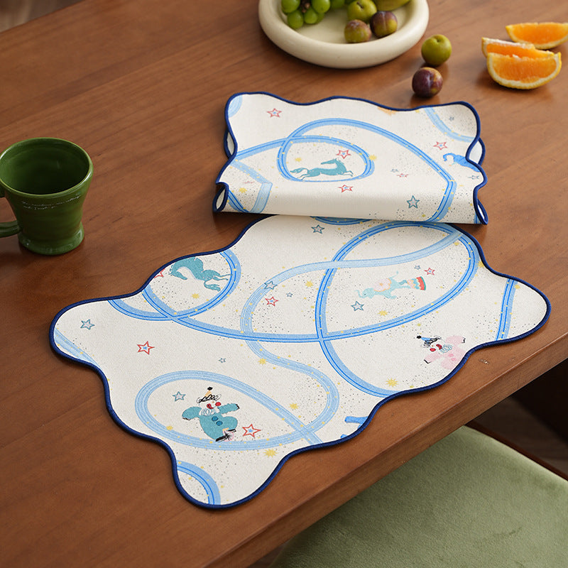playful kids' placemat made of non-slip washable silicone with animal designs Kalsten