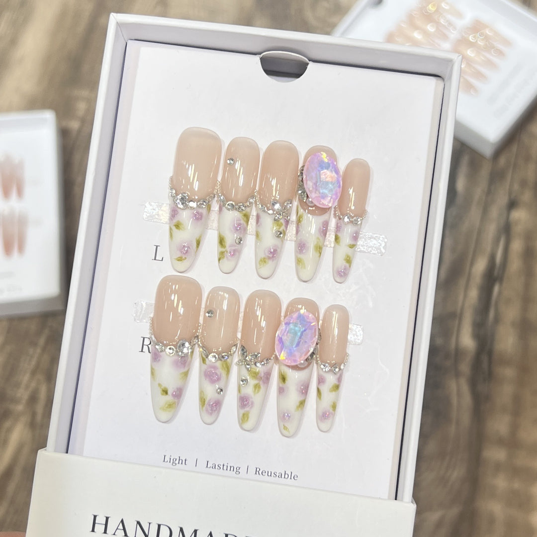 Decorative Floral Stiletto Press-On Nail Set Kalsten