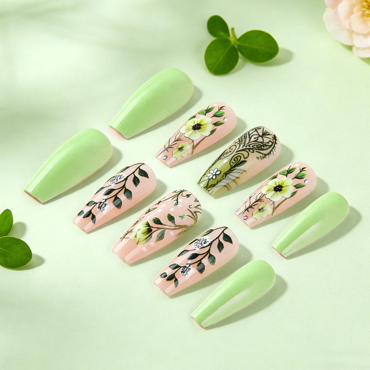 Floral Patterned Gel Nail Art Set Kalsten