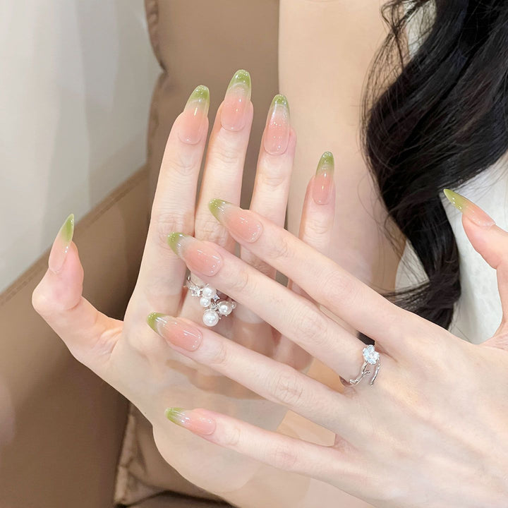 Elegantly Curved Ombre Press-On Nail Set Kalsten