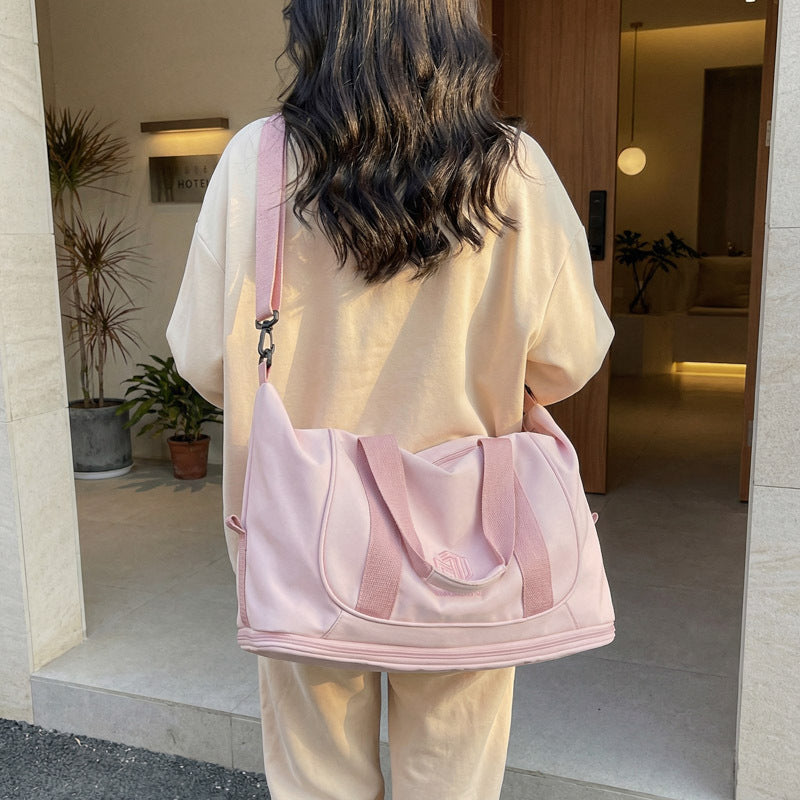 Stylish and Functional Duffle Bag Kalsten