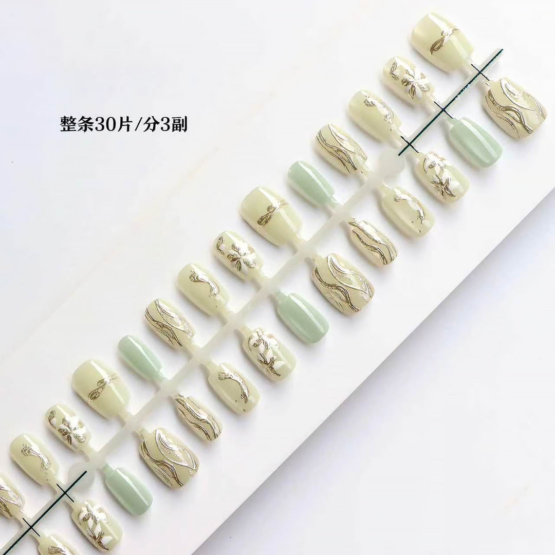 Elegant Decorative Press-On Nail Set Kalsten