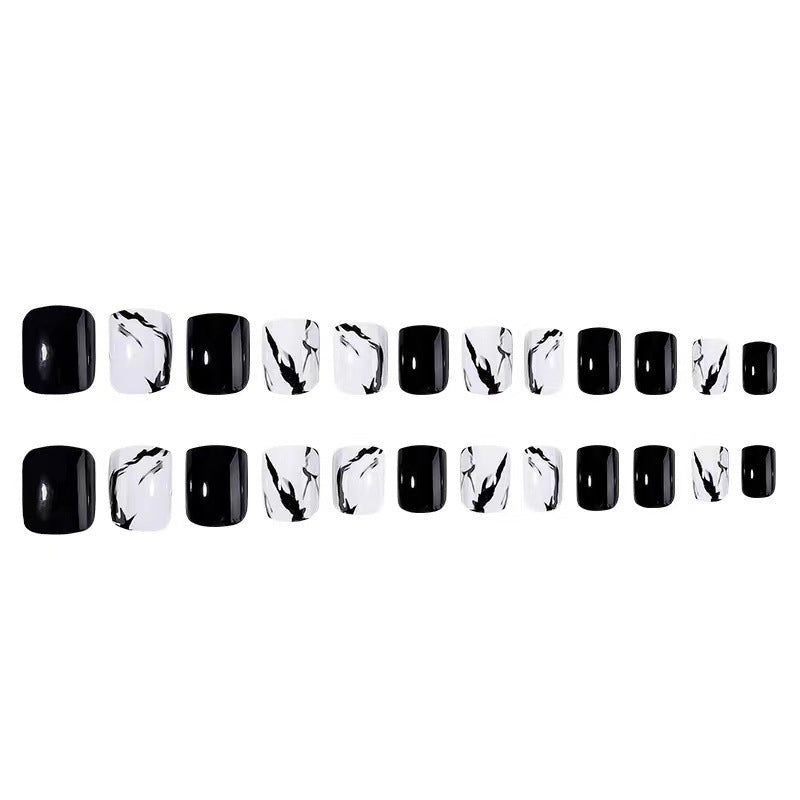 Artificial nail set with luxurious marble design and elegant high-gloss finish Kalsten