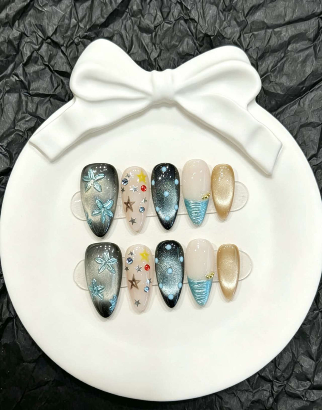 Artistic Nail Art Set with Starry Sky Design