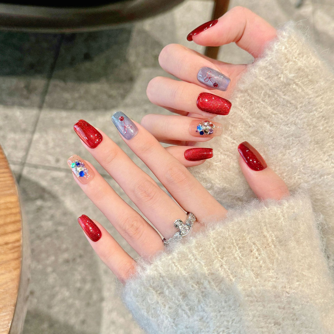 Creative Decorative Press-On Nail Art Set