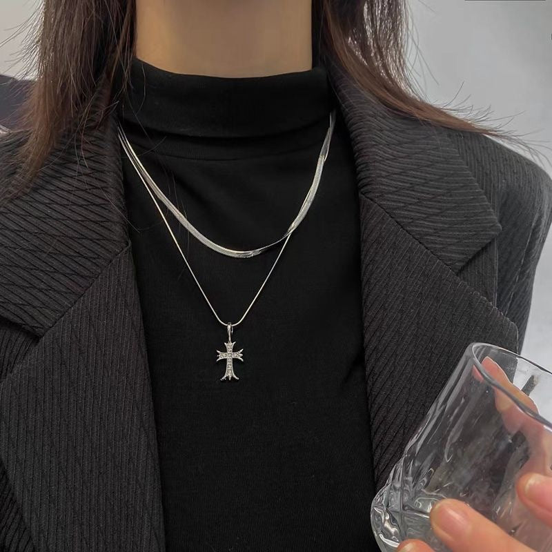 Cross Pendant Kalsten