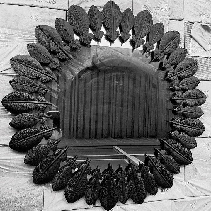 Ornamental Leaf-Designed Wall Mirror Kalsten