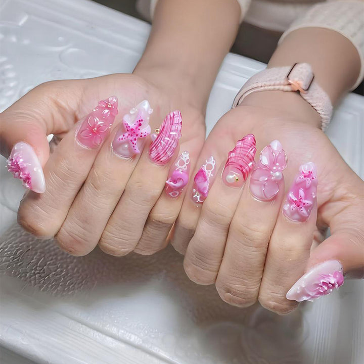 Artificial nails with creative designs Kalsten