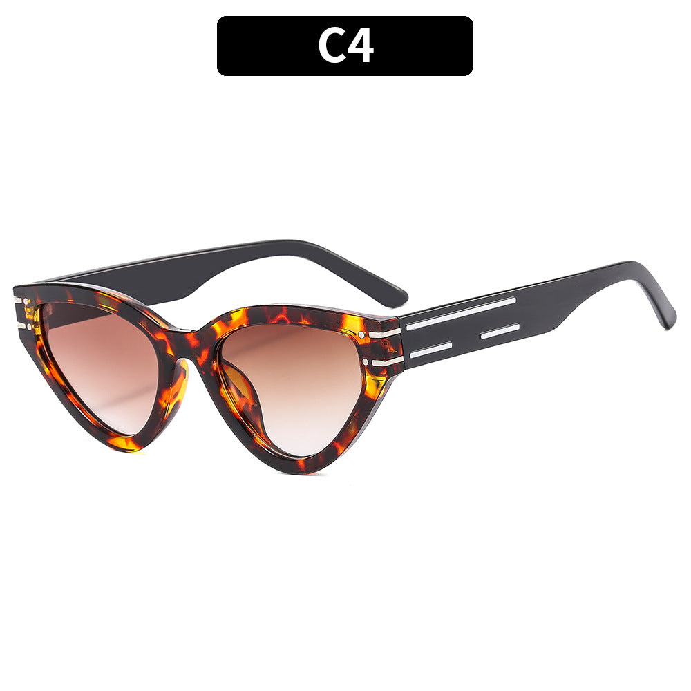 Artistic Cat-Eye Sunglasses