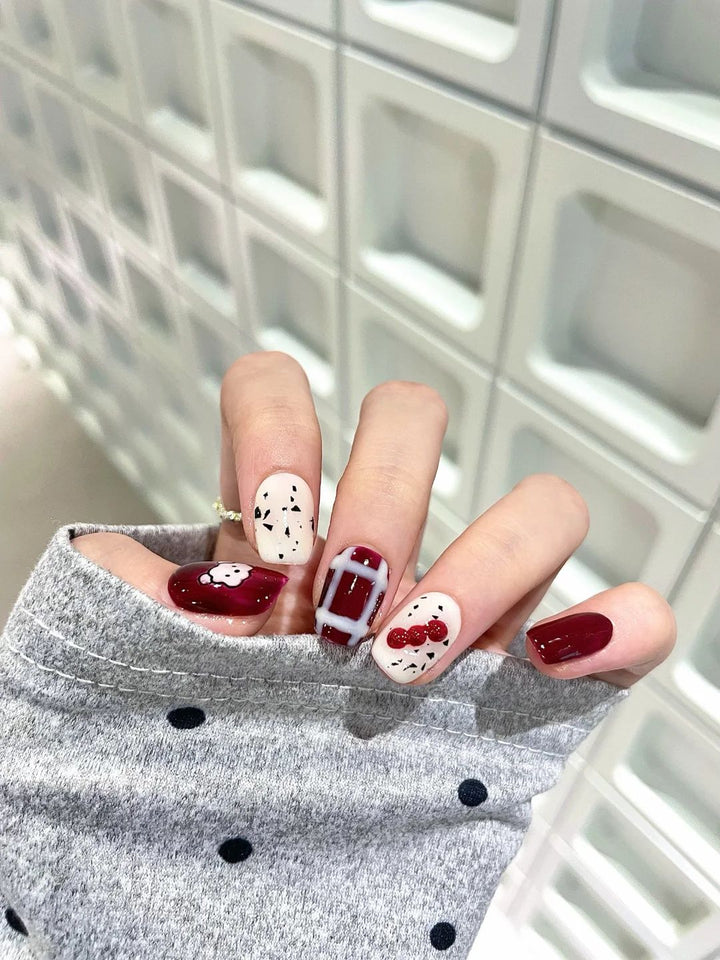 Artistic Heart Pattern Nail Art Extensions Kalsten