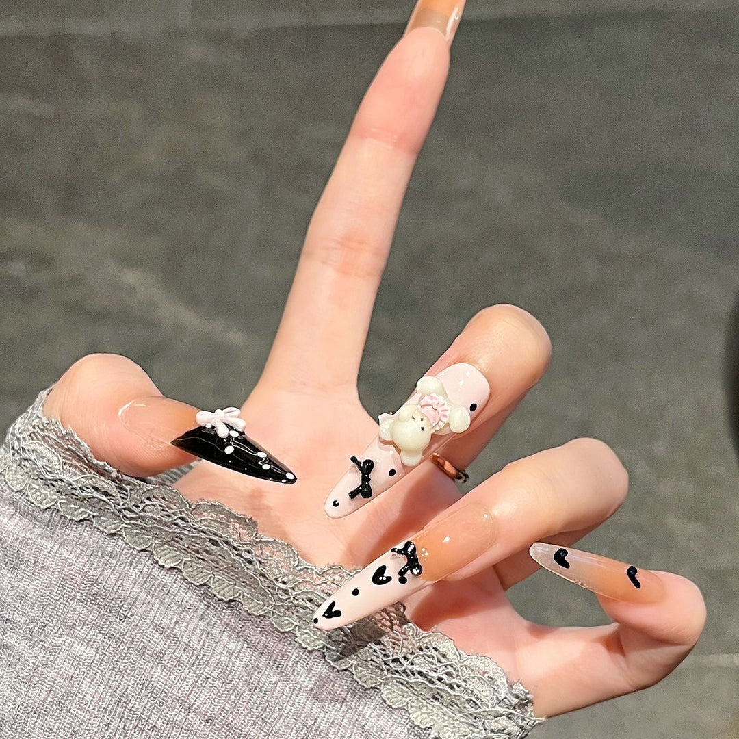 Creative 3D Character-Themed Press-On Nail Art Kalsten