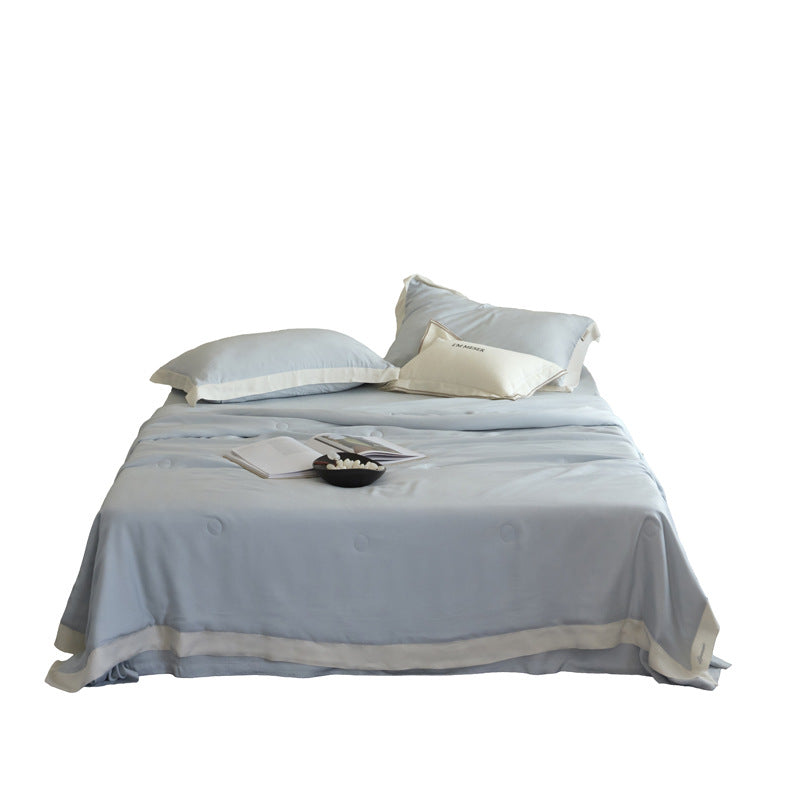 Elegant satin bedding set with silky touch, contrasting border and concealed closure