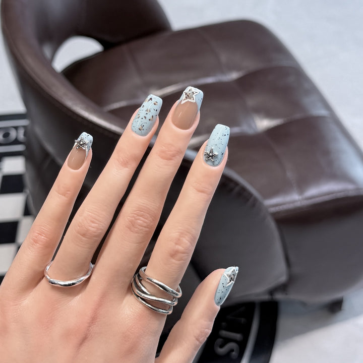 Stylish Nail Art Kalsten