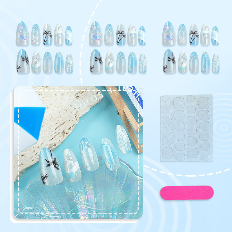 Beach-inspired art nails Kalsten
