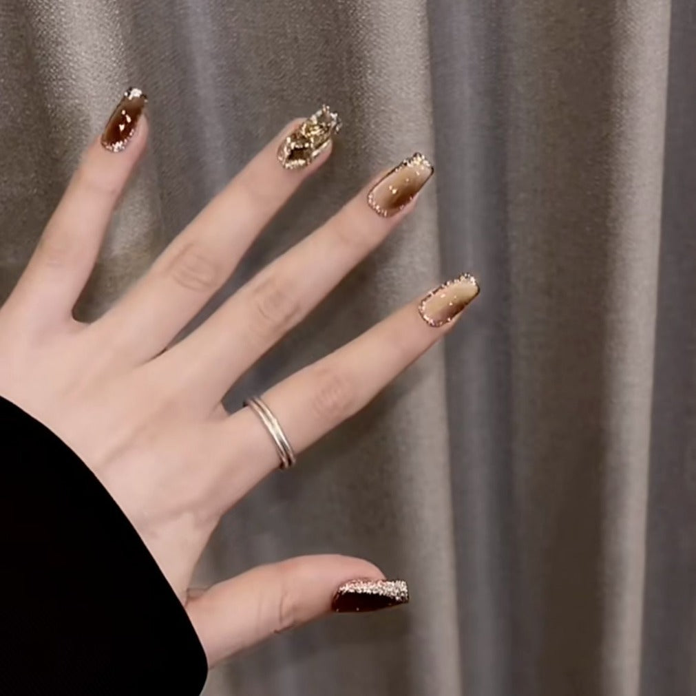 Elegant Decorative Press-On Nails