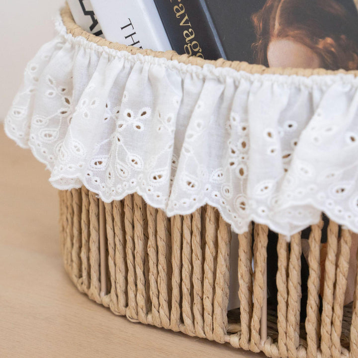 Charming storage basket with ruffle detail Kalsten