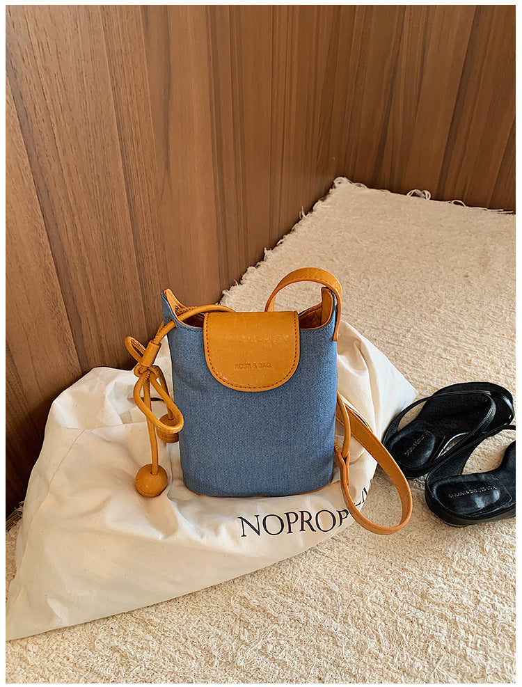 WoModern Textured Mini Crossbody Bag Kalsten