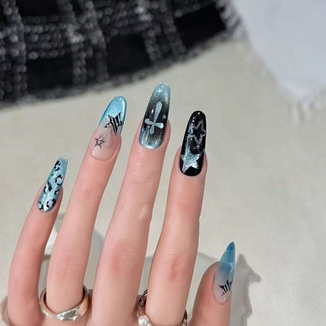 Artistic Nail Art Kalsten
