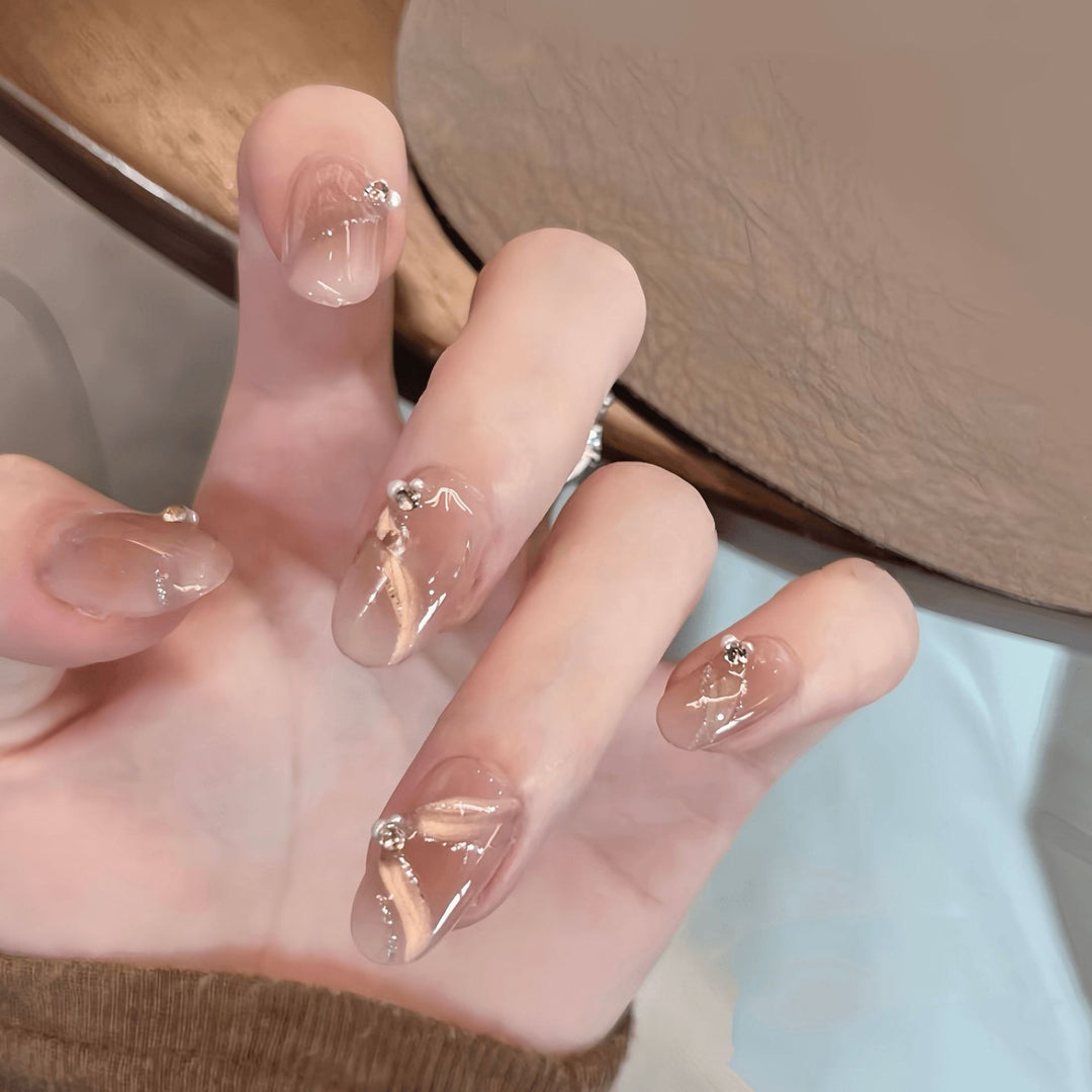 Artificial nails with elegant rhinestone accents Kalsten