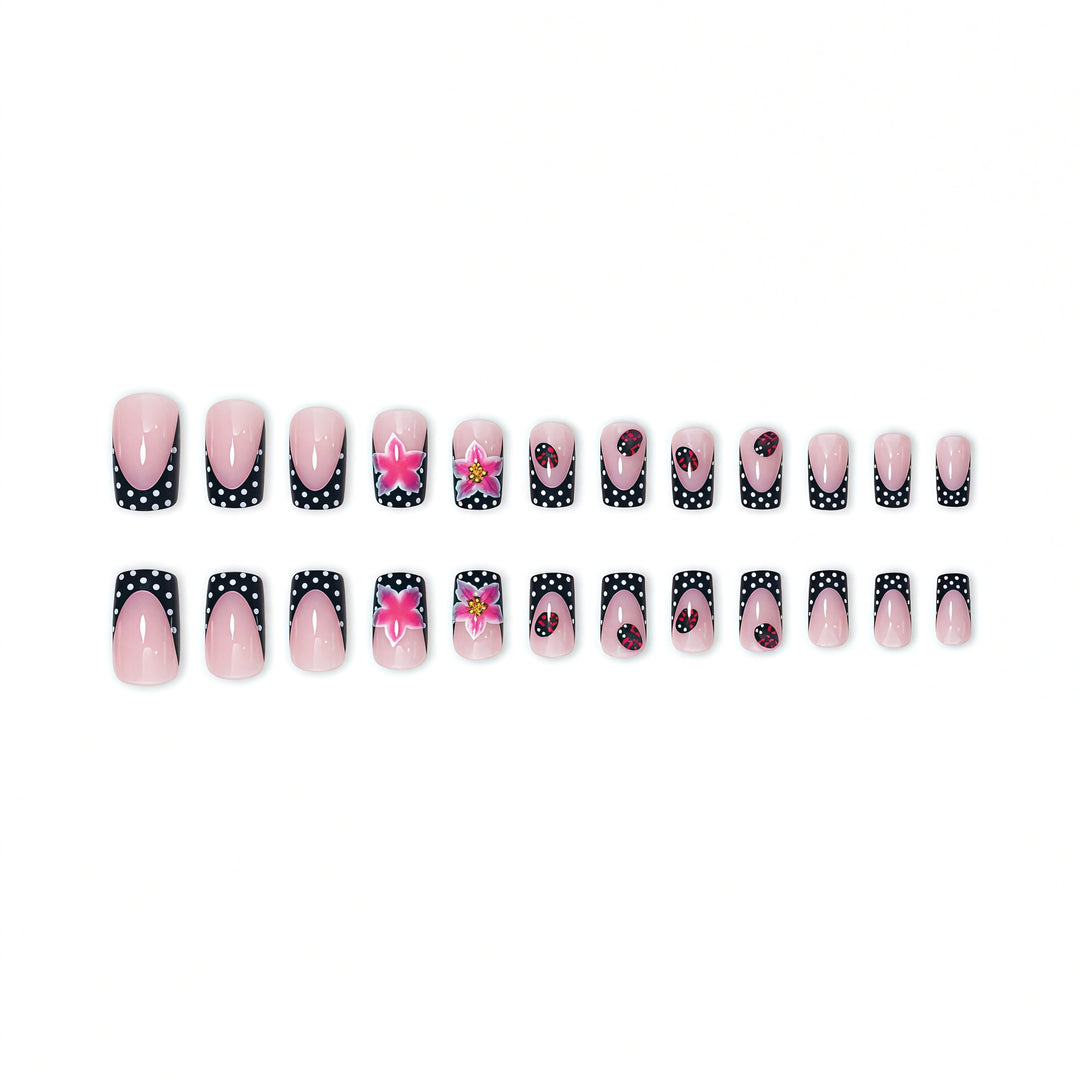 Floral-Patterned Nail Art Extensions Kalsten