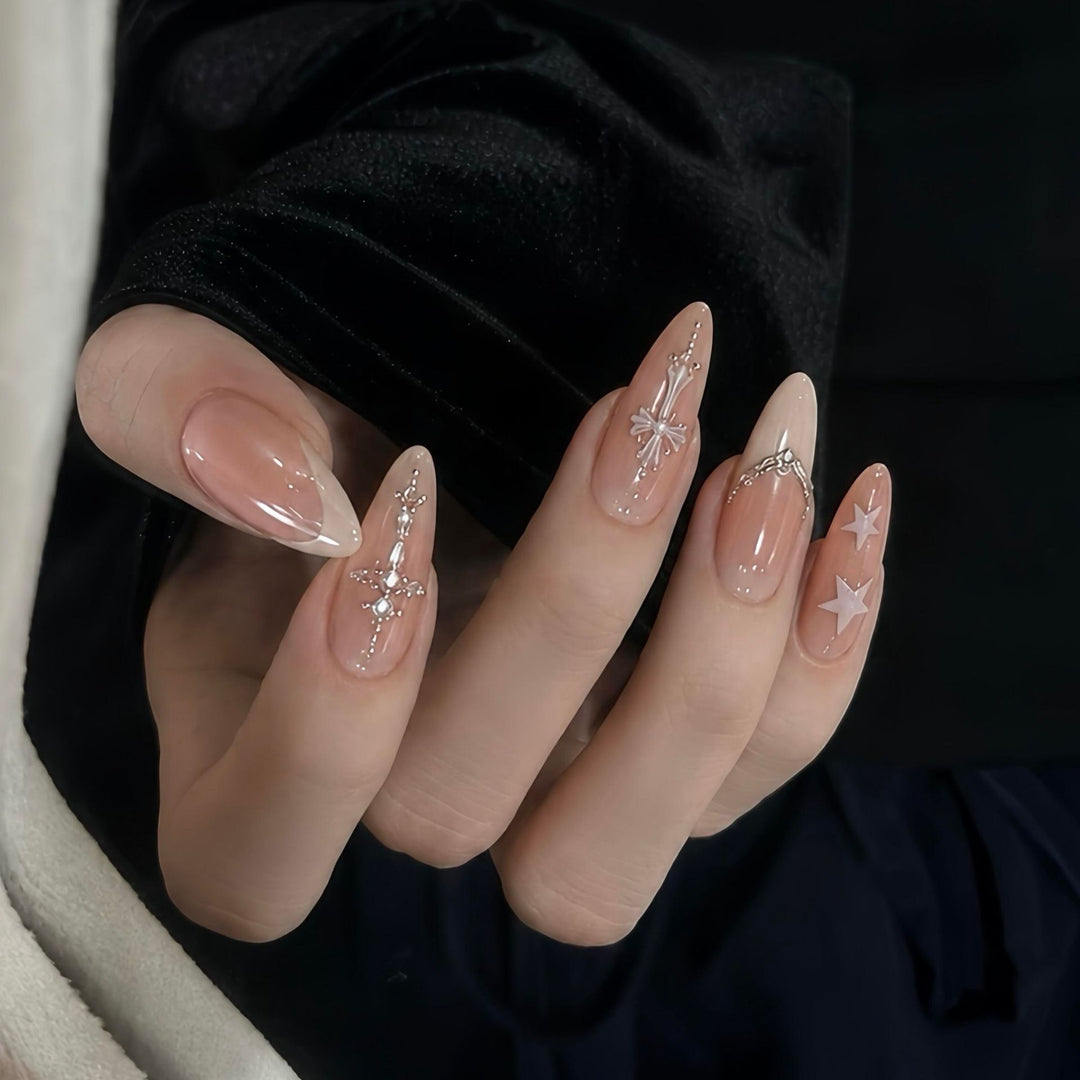 Artificial Art Nails with Glamorous Rhinestone and Star Appliqués Kalsten