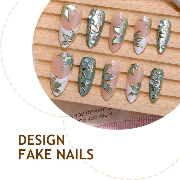 Artificial nail set with floral and glamorous accents Kalsten