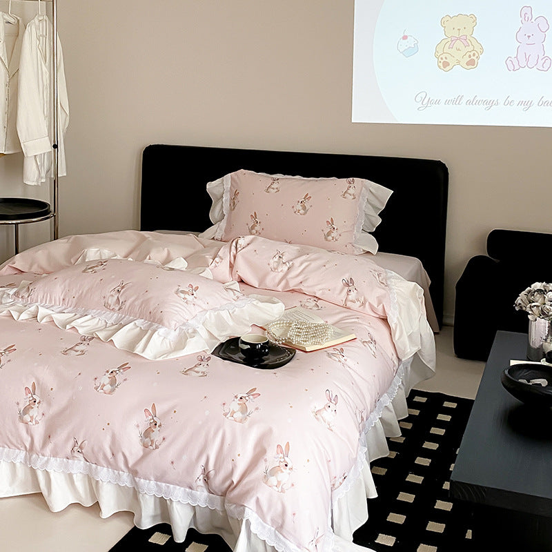 Bedding set with ruffles and cute bunny print