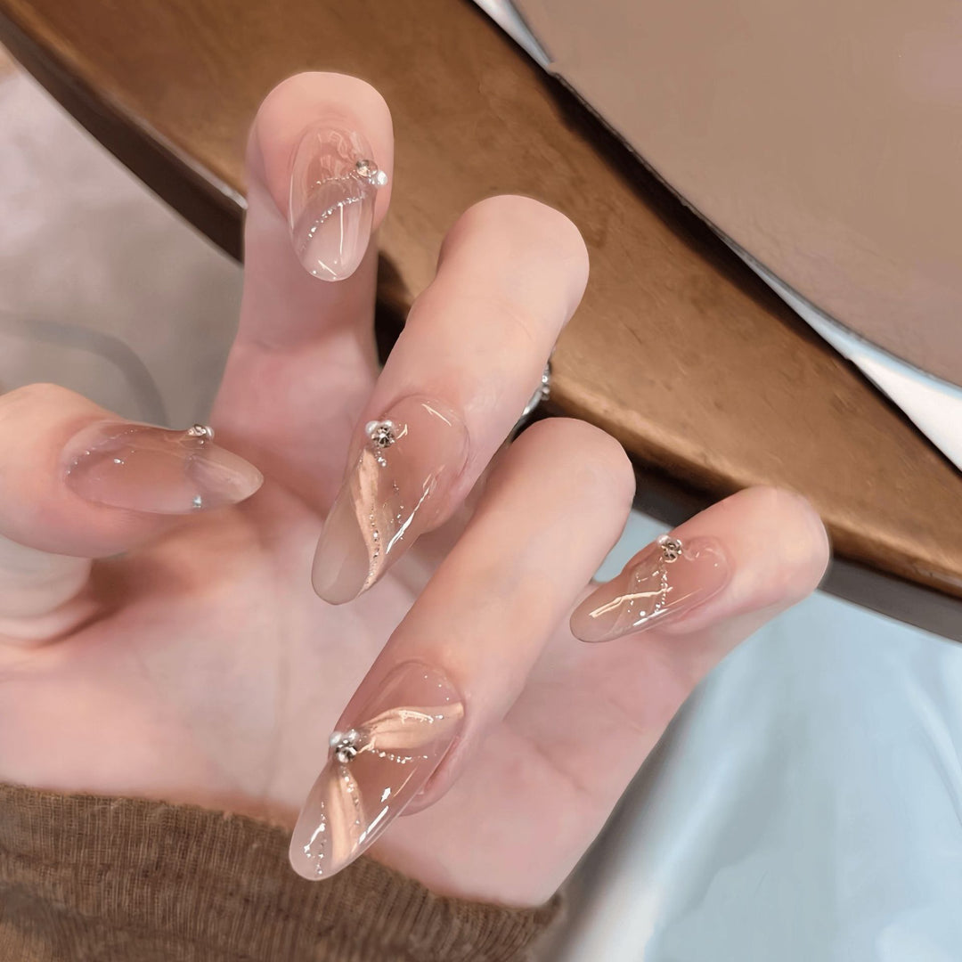 Artificial nails with elegant rhinestone accents Kalsten