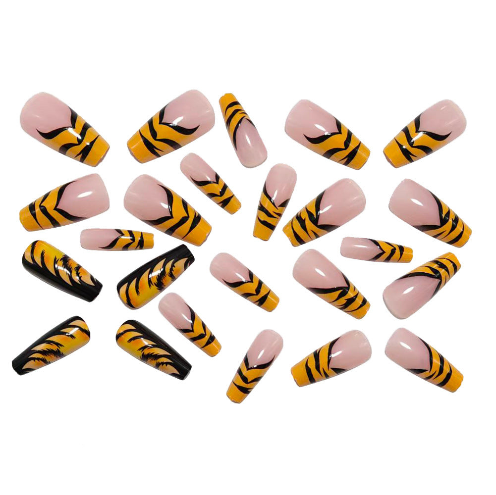 Creative Art Nails in Tiger Stripes Design Kalsten