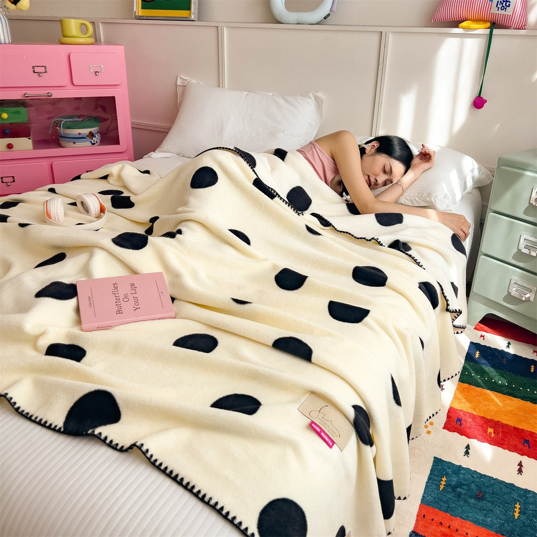 Polka Dot Fleece Throw Blanket