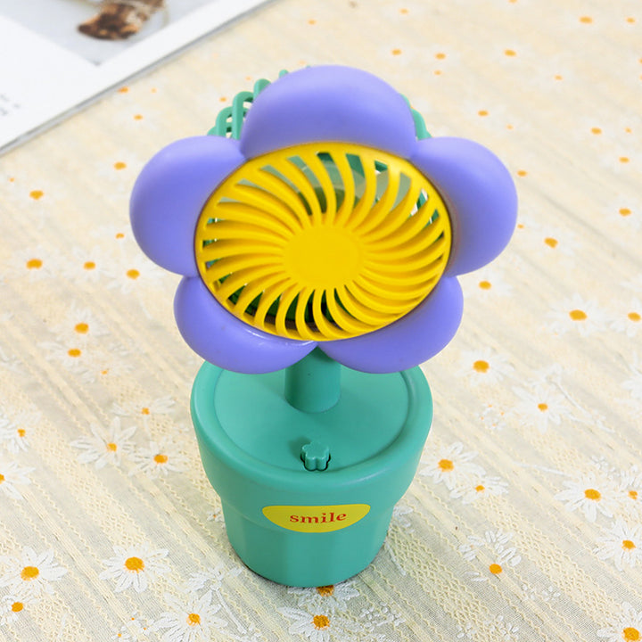 Unisex nan compact battery table fan with tiltable head and whisper-quiet motor Kalsten