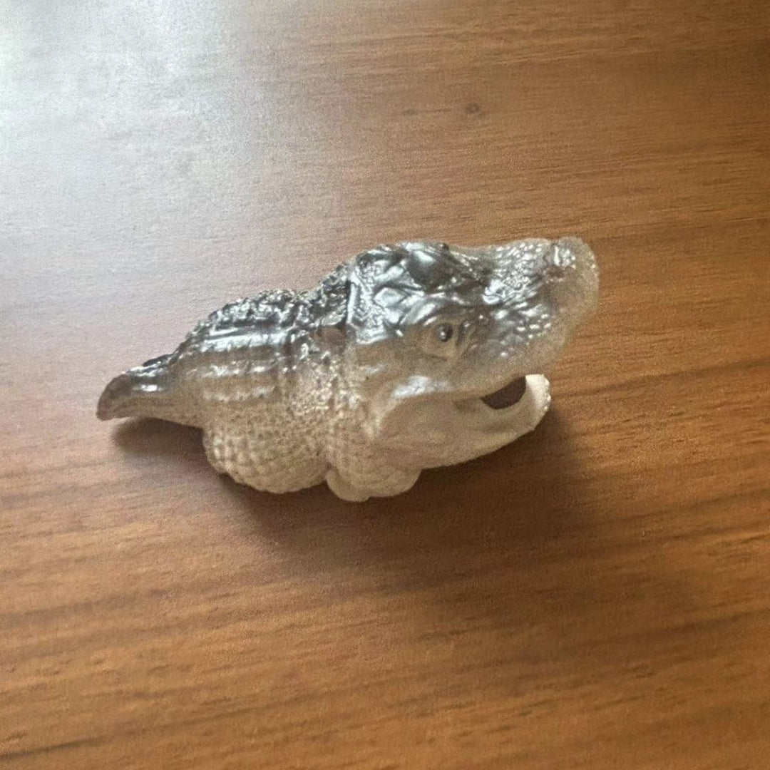 Novelty Alligator Figurine Kalsten