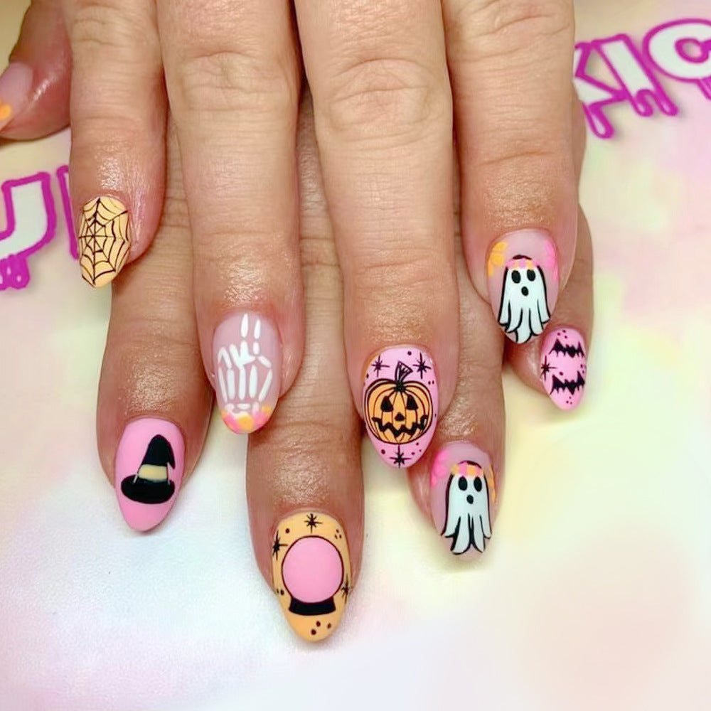 Halloween-Themed Press-On Nail Art Kit Kalsten