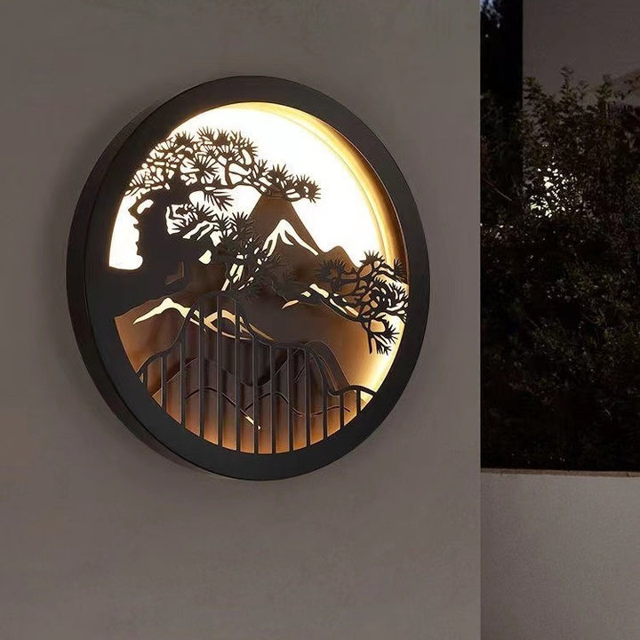 Modern Artistic Round Wall Lamp