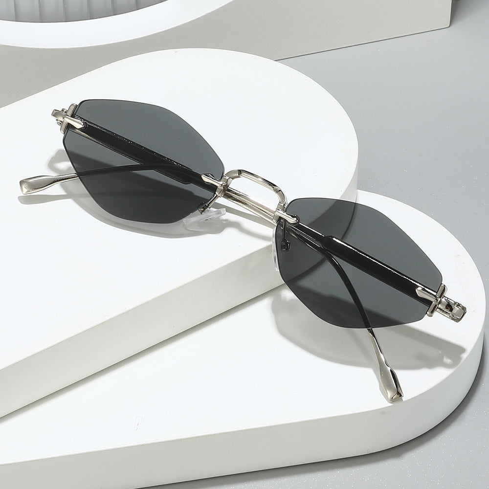 Chic Angular Cat-Eye Sunglasses Kalsten