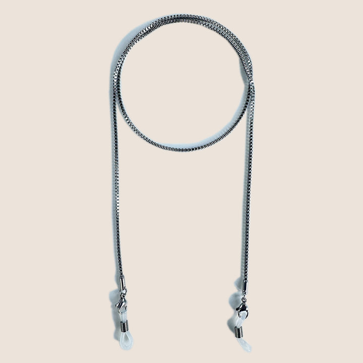 Stylish Chain Eyewear Holder Kalsten