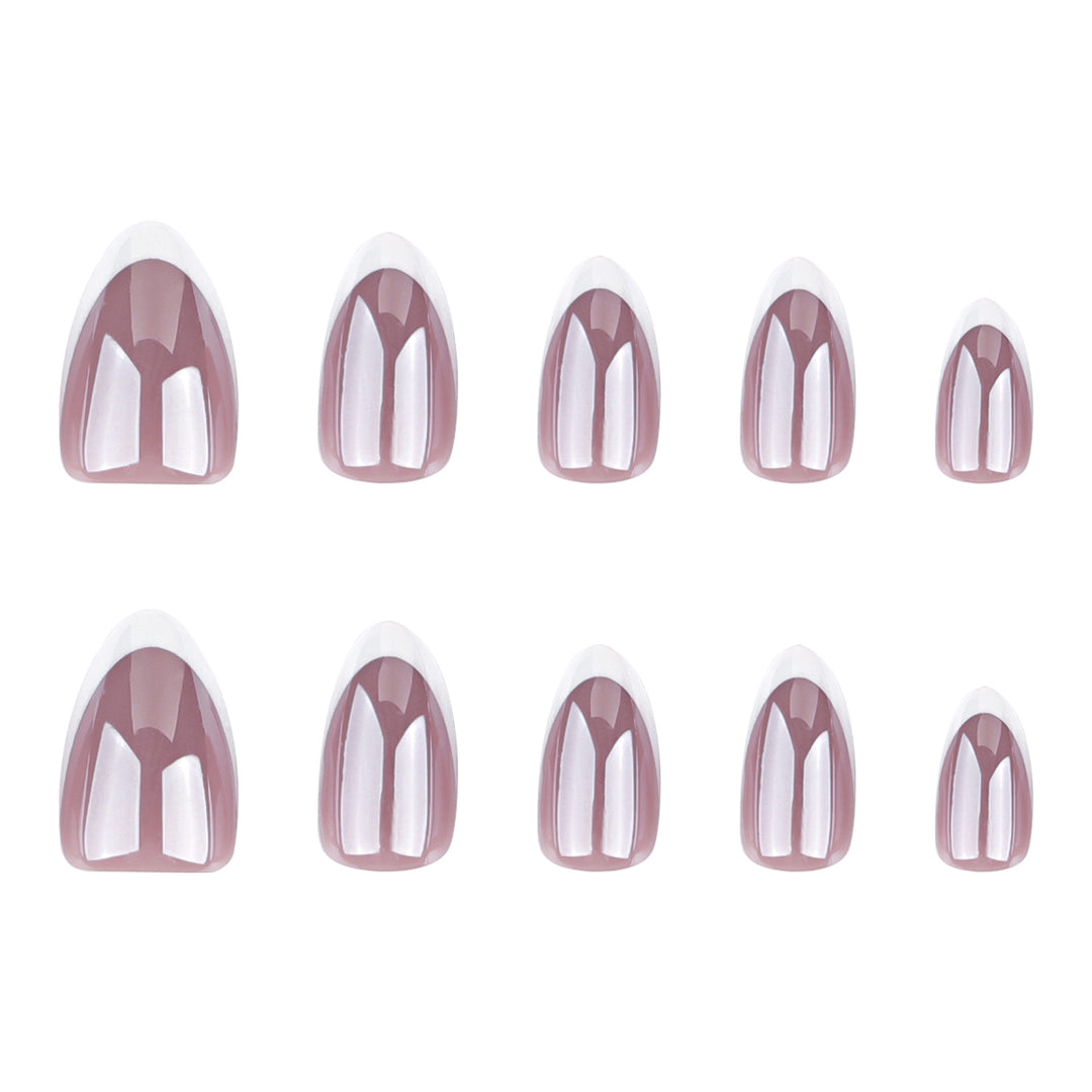 Artificial nail extensions in an elegant design Kalsten