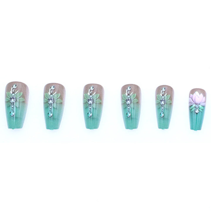Elegant Floral Gemstone Nail Art Kalsten